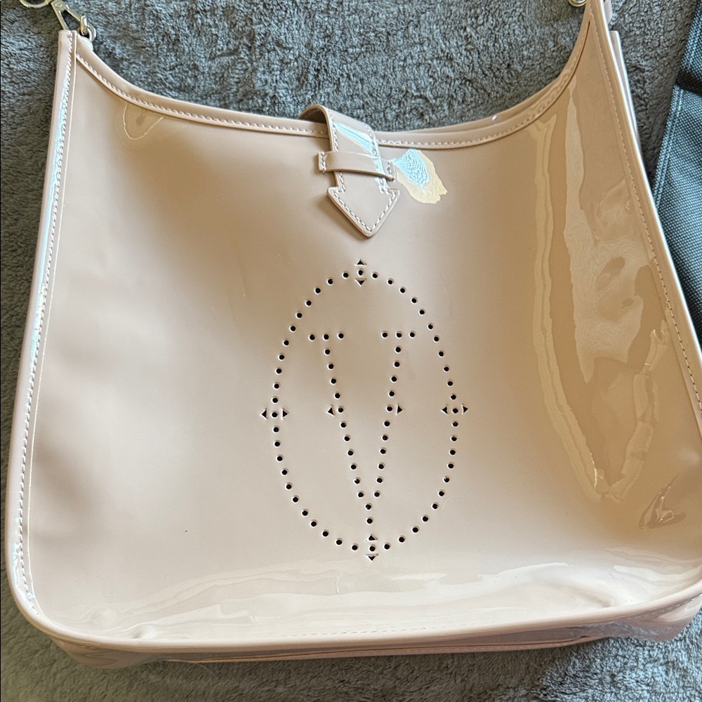 Vertigo Paris Glossy Beige Crossbody Bag